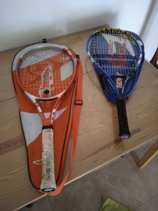 dos raquetas de tenis