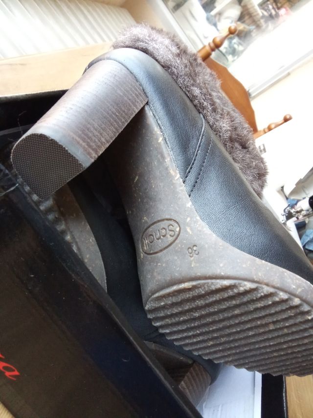 Botines botas tacon Scholl 36 nuevas