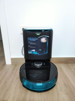  Conga 8090 Ultra + Base de autovaciado Conga Home