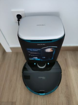  Conga 8090 Ultra + Base de autovaciado Conga Home