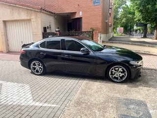 Alfa Romeo Giulia 2017
