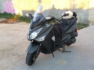 SYM JOYMAX 300i Start & Stop