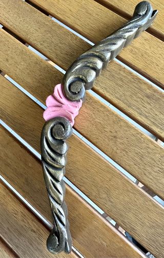 Figura/Copete/Dintel pintado decorativo