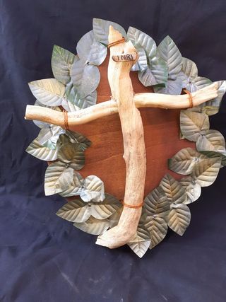 Crocifisso artigianale in legno