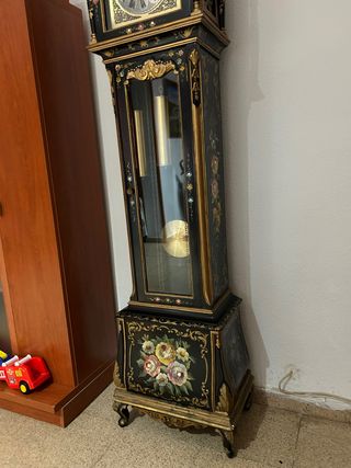RELOJ ANTIGUO + MESA