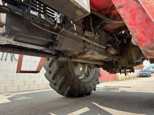 Tractor Massey Ferguson 4x4