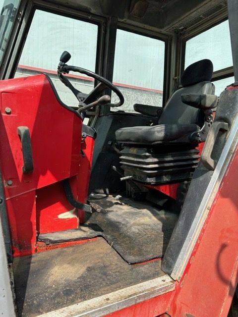 Tractor Massey Ferguson 4x4