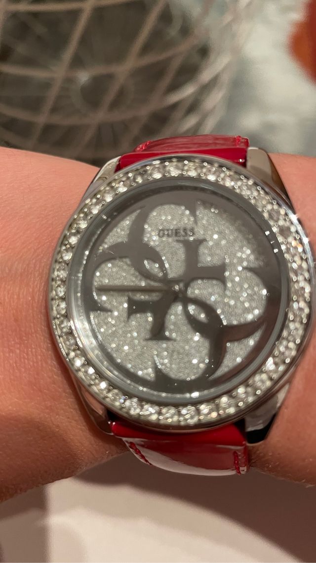 Reloj de mano Guess