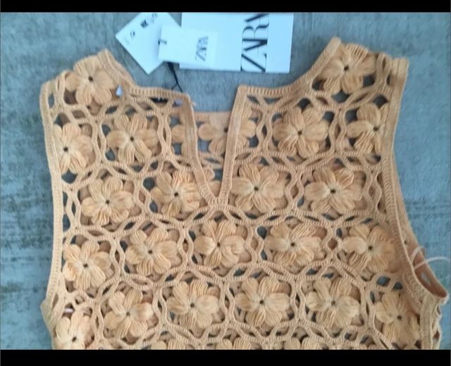 Vestido crochet flores Zara