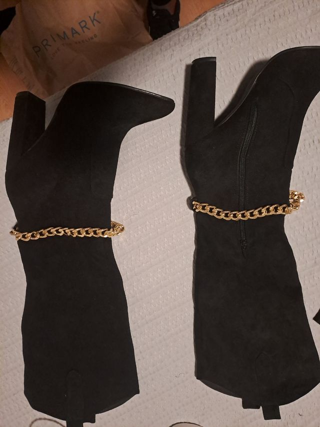 Botas antelina negra