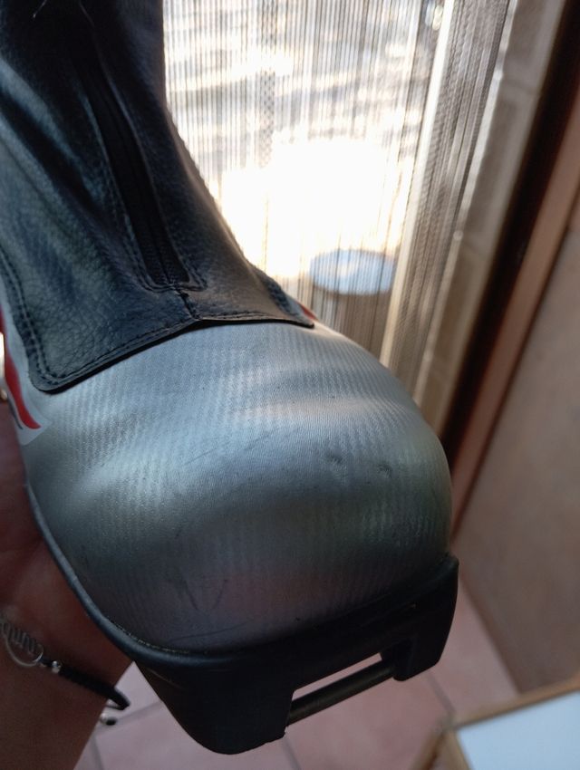 Esquís, botas y palos