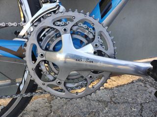 Bicicleta Fuji de carbono grupo Ultegra