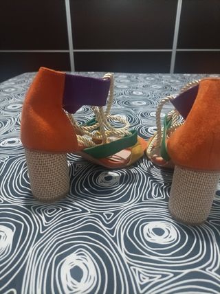 Sandalias sin estrenar