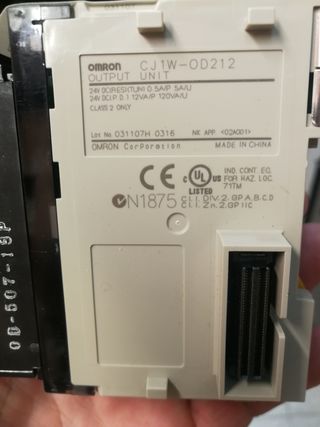 Módulo salidas OMRON CJ1W -OD212