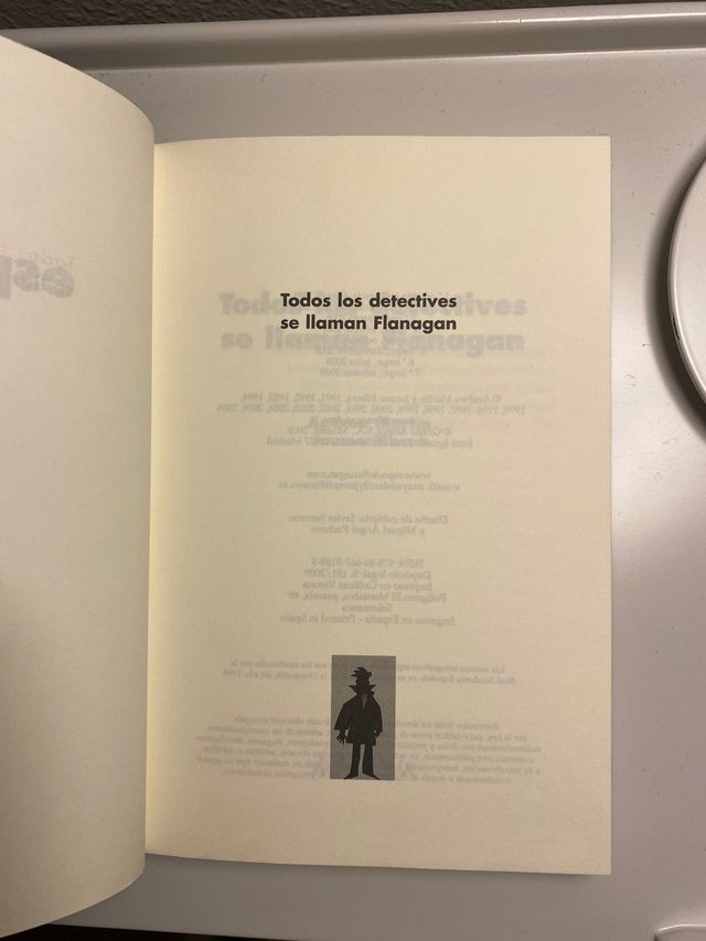 Libro “Todos los detectives se llaman Flanagan”