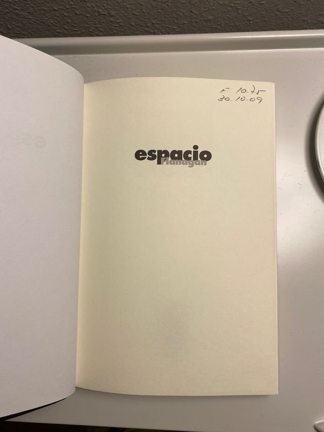 Libro “Todos los detectives se llaman Flanagan”