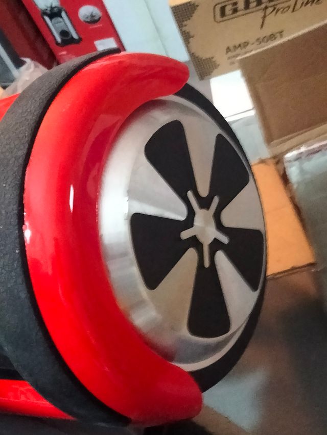 Hoverboard, Regular Red Powerboard, Standard Range