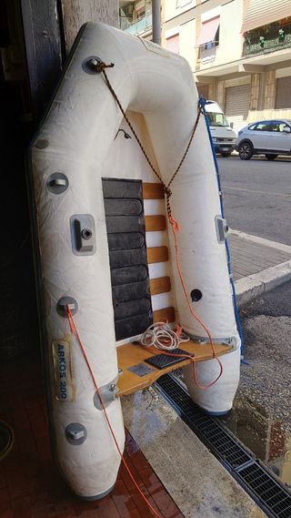 Gommone tender 200
