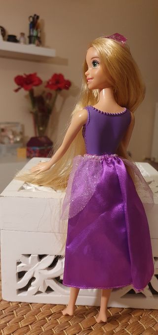 Barbie princesa Rapunzel 2012 de Mattel