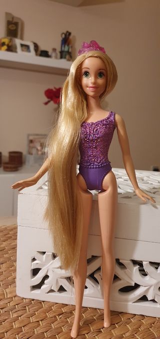 Barbie princesa Rapunzel 2012 de Mattel