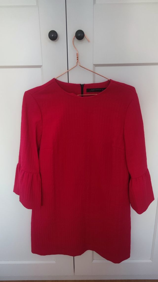 Vestido fucsia Zara