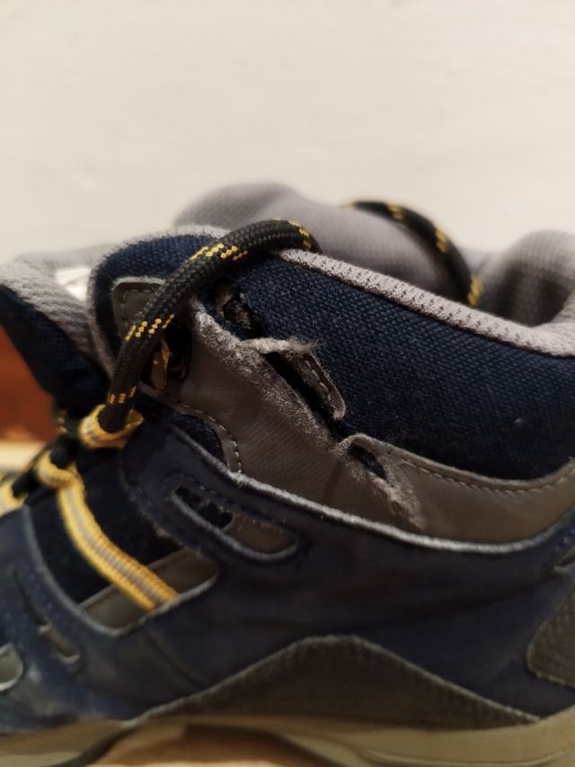 Botas de montaña de Quechua