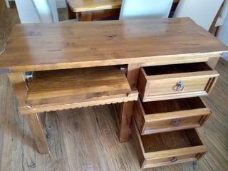 Mesa Escritorio con cajones