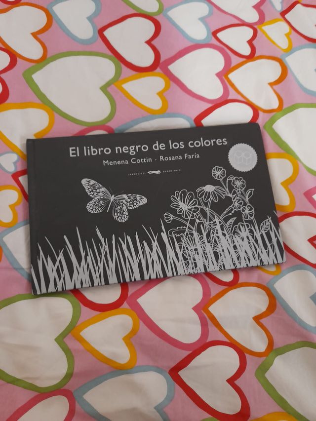 El libro negro de los colores
