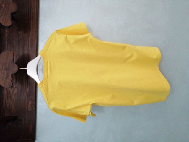 T-shirt gialla 12/13 anni nuova unisex