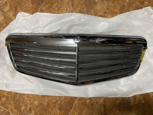 parrilla frontal mercedes w212