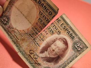 Billete 25 Pesetas 1931, Vicente López. 