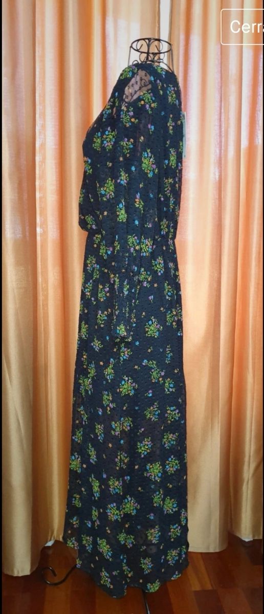 Vestido estampado de plumeti Zara