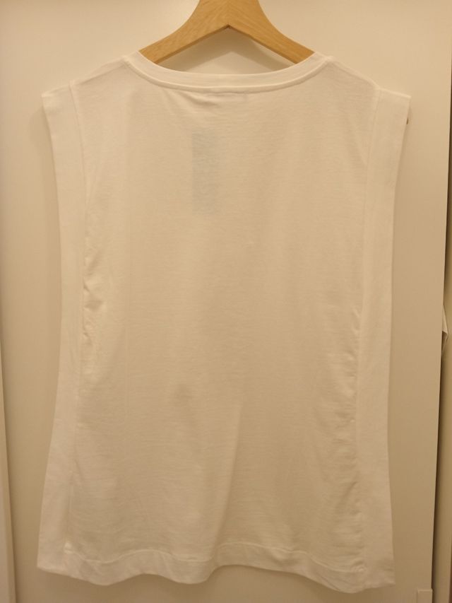 👕 Camiseta blanca Benetton