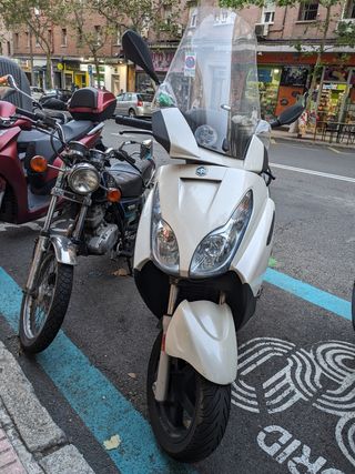 ScooterPiaggiox7125ie