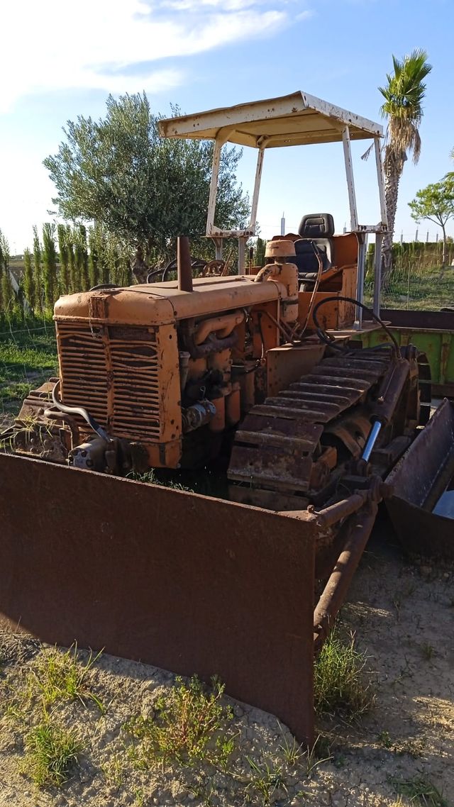 DESPIECE Tractor de cadenas 80cv Fiat con bulldog