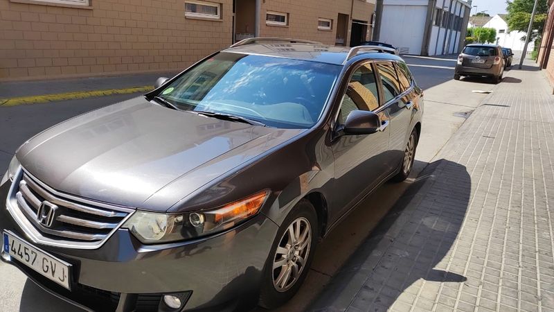 Honda Accord 2010 - foto 1