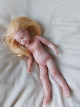 Bebé reborn silicona.