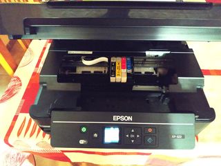 Impresora Epson XP-322 (enciende pero da un error)