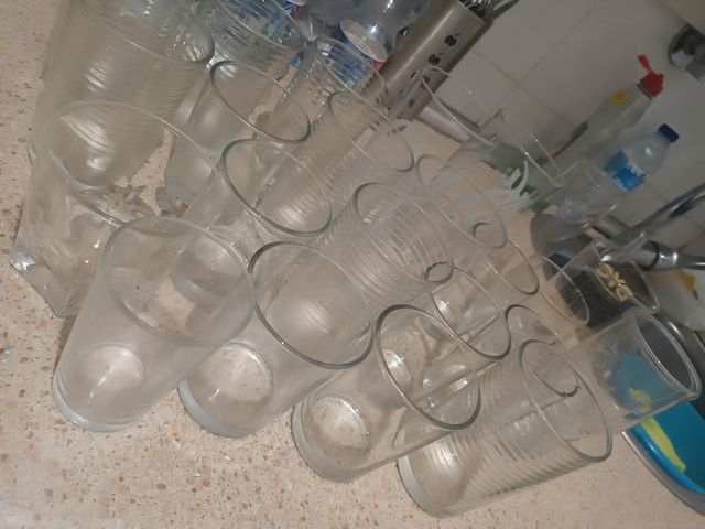 Lote de 25 vasos,diferentes