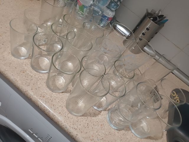 Lote de 25 vasos,diferentes