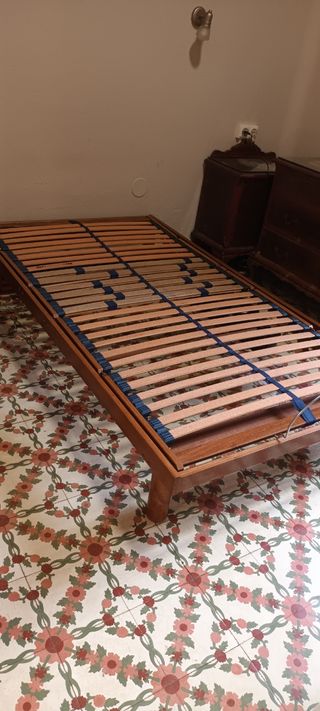 Cama articulada eléctrica