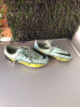bota de fútbol Nike phanton T 36,5