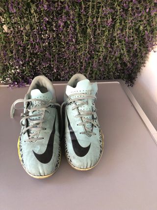 bota de fútbol Nike phanton T 36,5
