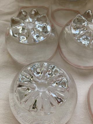 16 vasos agua-vino y helado o cóctel