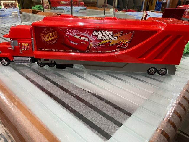 camion juguete mcqueen