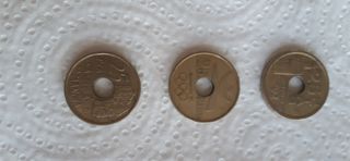 Monedas 25 pesetas con agujero