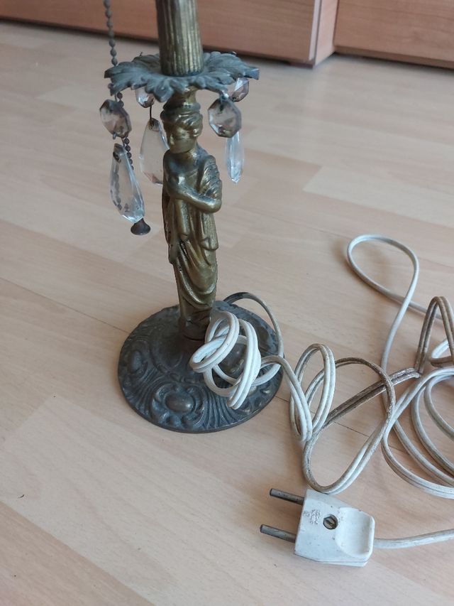 Lamparas antiguas de mesita