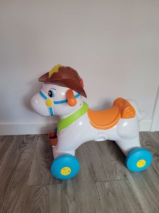 Cavallino a dondolo con corridoio