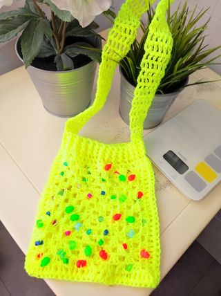 Bolso cuentas niña amarillo ganchillo