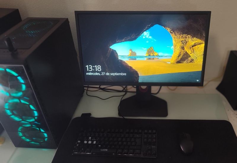 PC + monitor benq zowie 240hz  +raton/teclado/casc